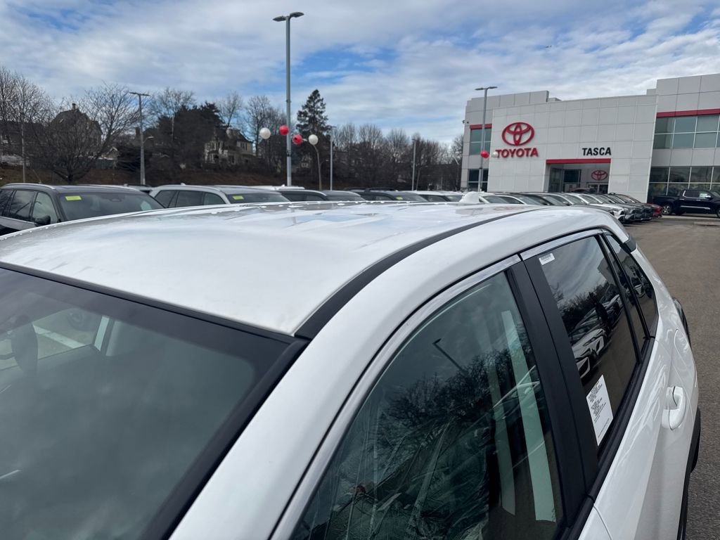 New 2025 Toyota RAV4 LE image 15