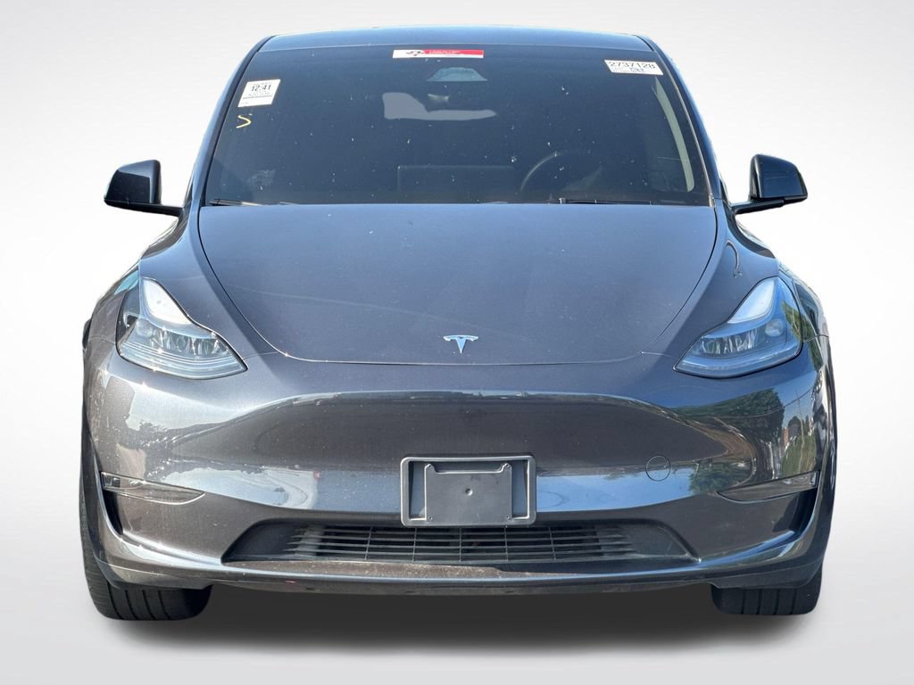Used 2024 Tesla Model Y Long Range RWD image 3