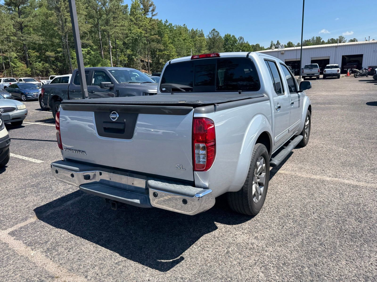 Used 2013 Nissan Frontier SV w/ SV Value Truck Pkg RWD image 7