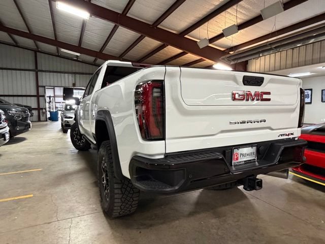 Used 2025 GMC Sierra 2500 AT4X AWD/4WD image 7