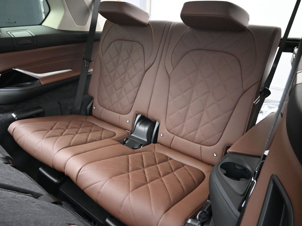 New 2026 BMW X7 xDrive40i image 46