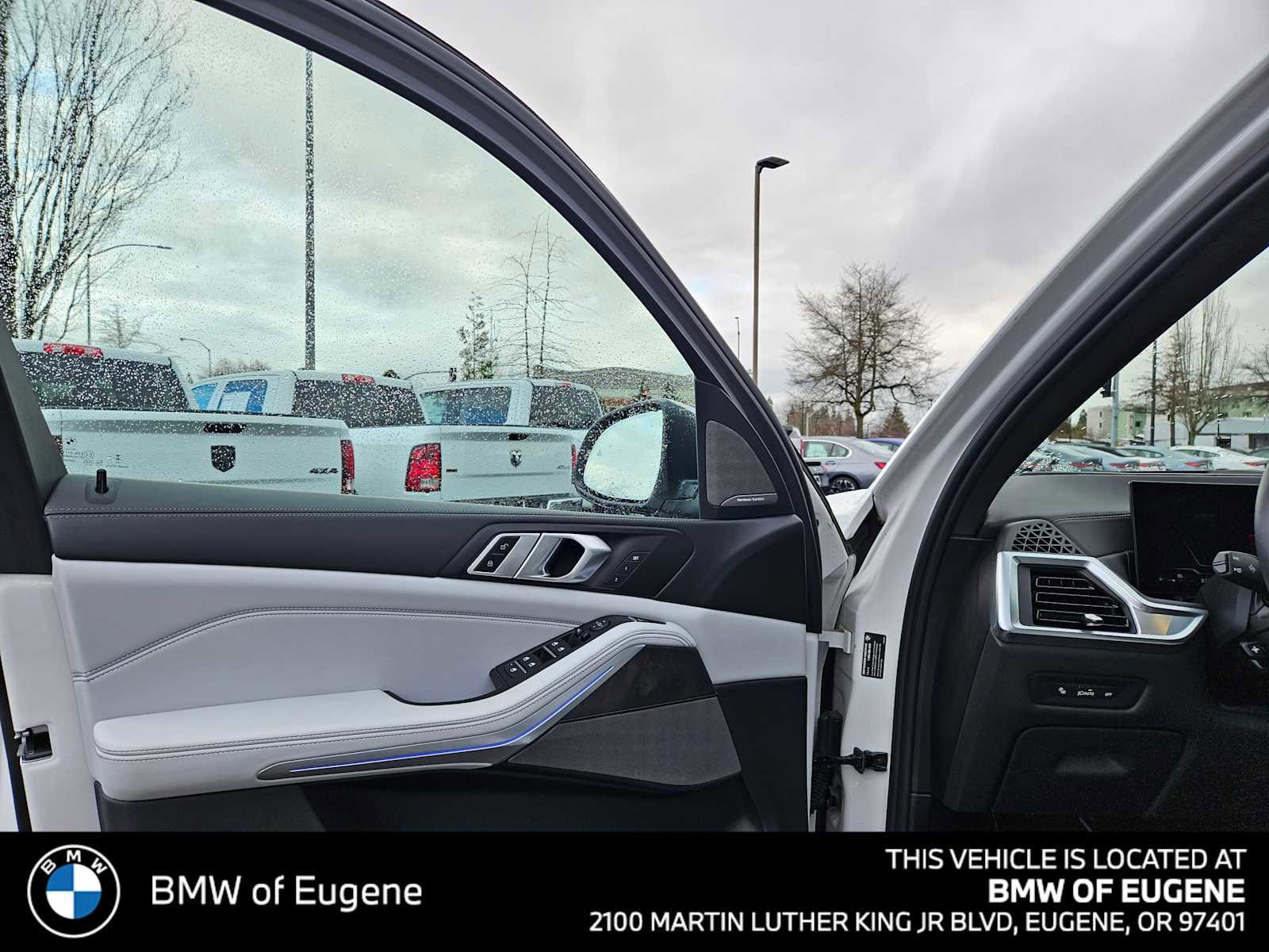 Used 2024 BMW X5 xDrive40i w/ Premium Package image 23