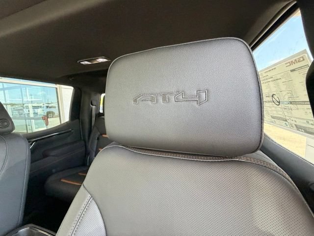 New 2026 GMC Sierra 1500 AT4 w/ AT4 Premium Package AWD/4WD image 8