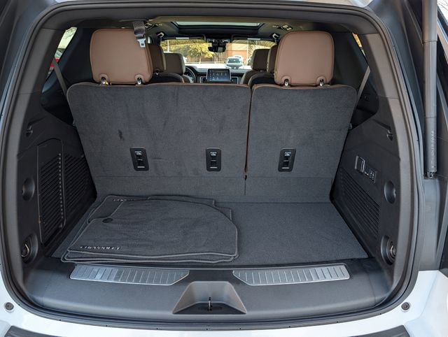 Used 2024 Chevrolet Tahoe High Country image 30