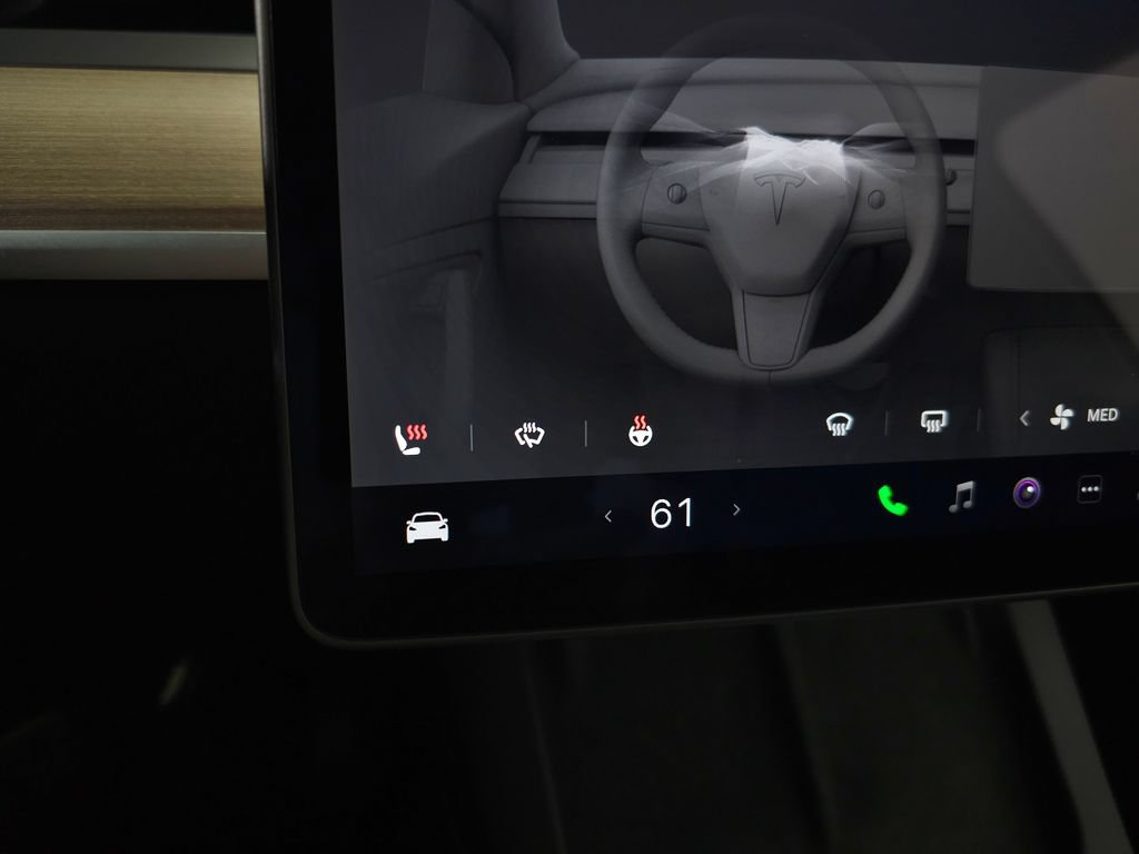 Used 2025 Tesla Model Y Long Range AWD/4WD image 29