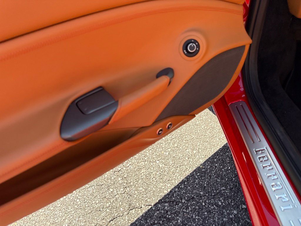 Used 2018 Ferrari 488 Spider RWD image 24