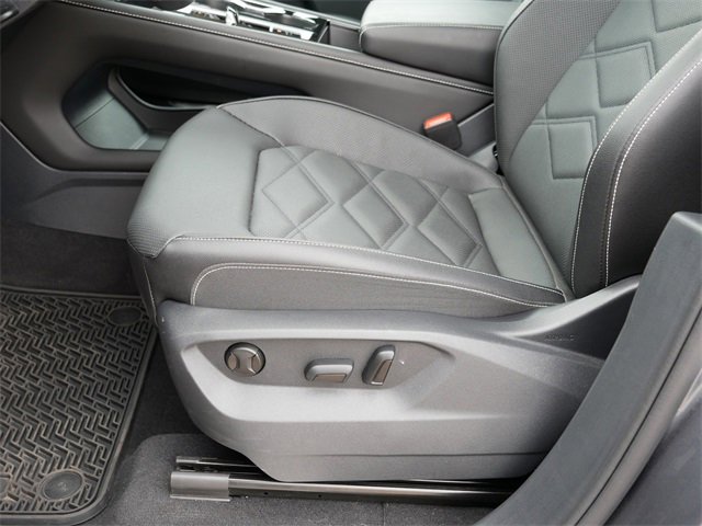 Certified 2025 Volkswagen Atlas SE image 15