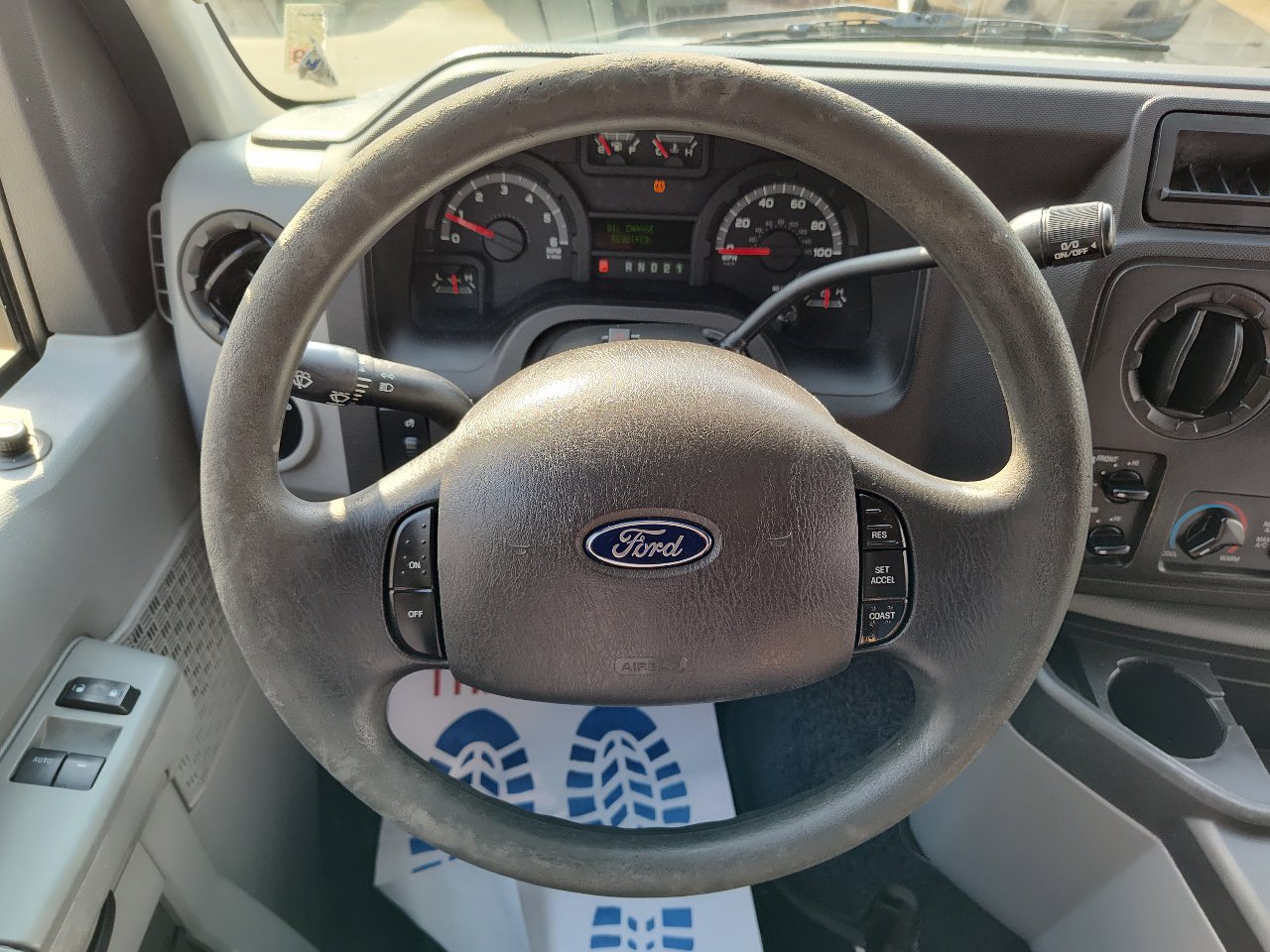 Used 2013 Ford E-250 and Econoline 250 Extended w/ Premium Van Group image 13