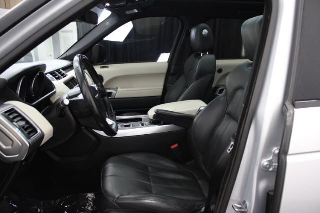 Used 2015 Land Rover Range Rover Sport HSE AWD/4WD image 10