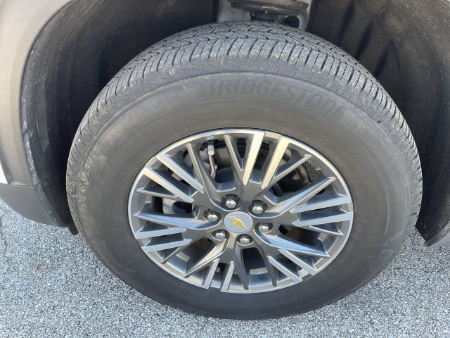 Used 2026 Chevrolet Traverse LT w/ Driver Confidence Package FWD image 10