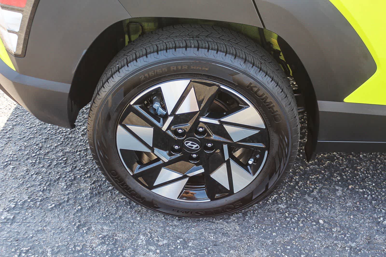 Certified 2025 Hyundai Kona SEL AWD/4WD image 11