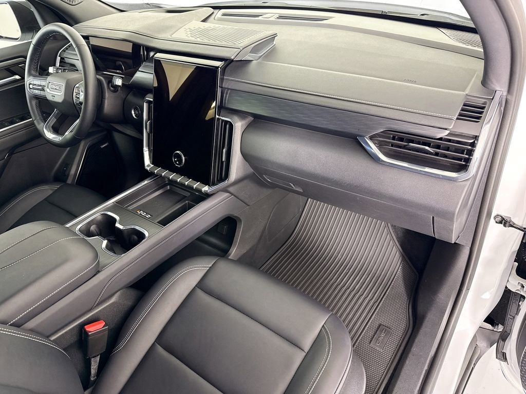 Used 2024 GMC Acadia Elevation w/ Luxury Package image 17