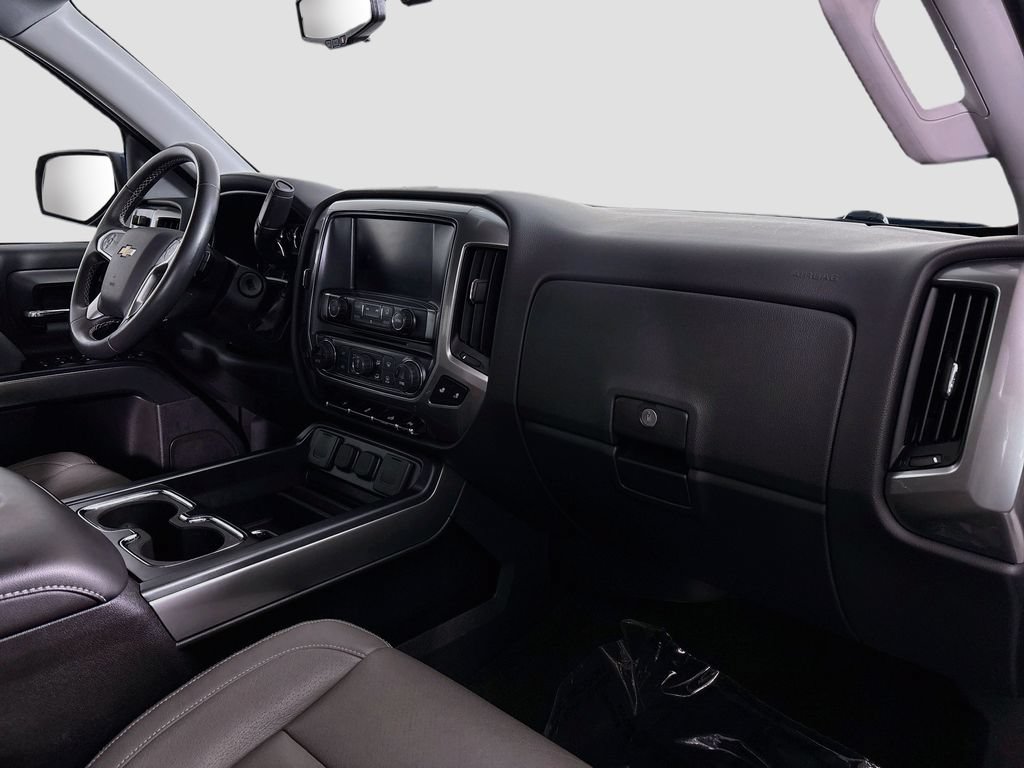 Used 2018 Chevrolet Silverado 1500 LT w/ All Star Edition AWD/4WD image 29
