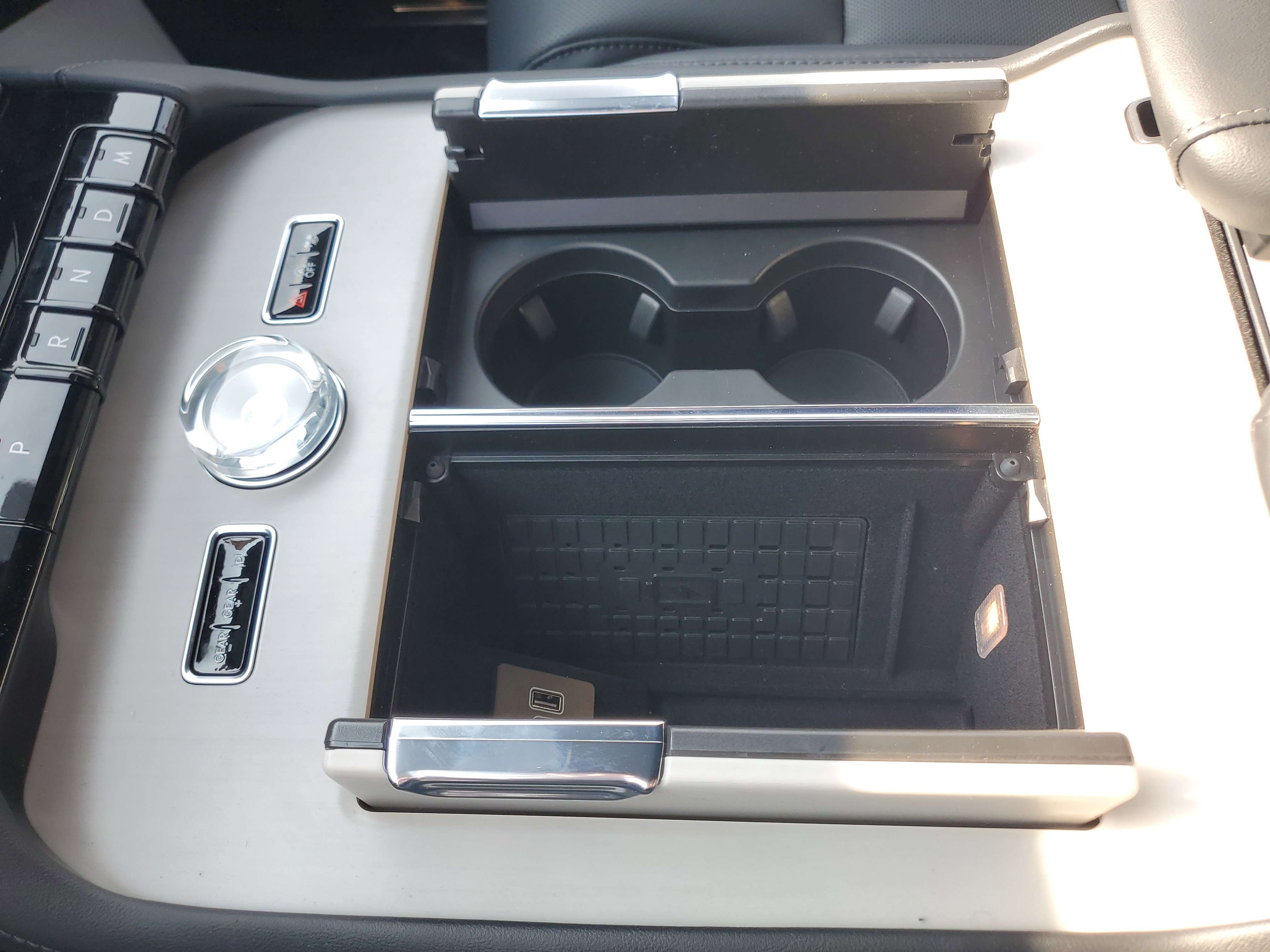 New 2026 Lincoln Navigator Reserve w/ Jet Appearance Package image 26