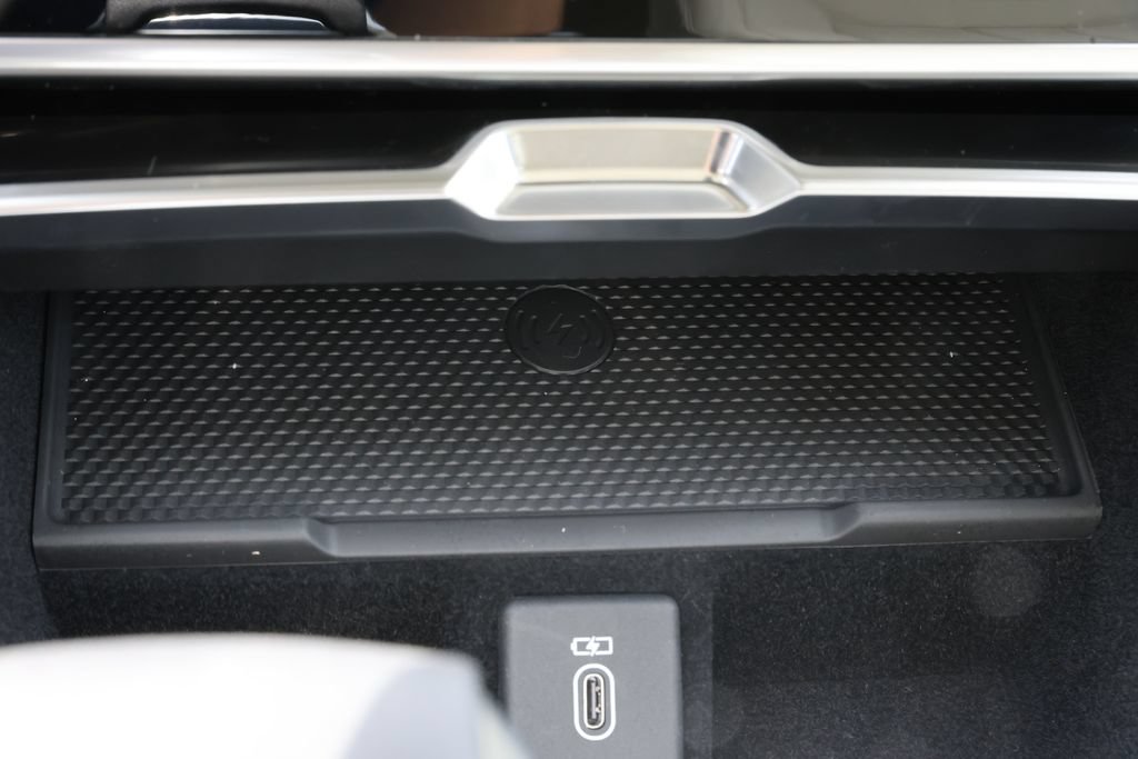 New 2026 Land Rover Range Rover SE AWD/4WD image 18