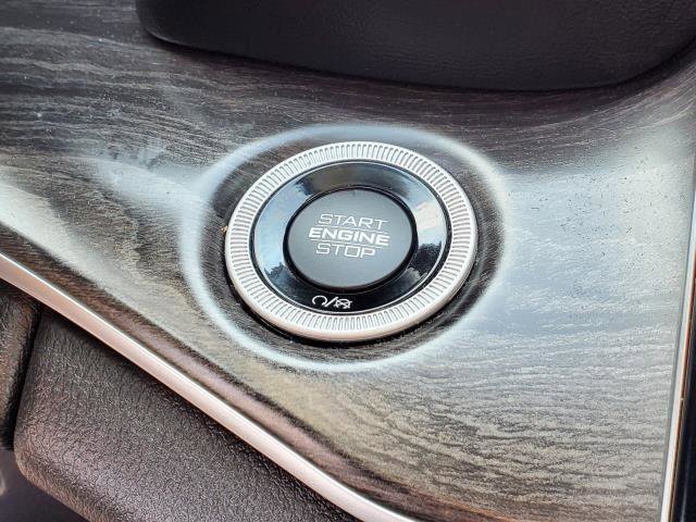 Used 2022 Jeep Grand Cherokee Limited image 14