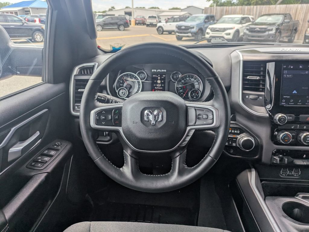 Used 2023 RAM 1500 Big Horn AWD/4WD image 16