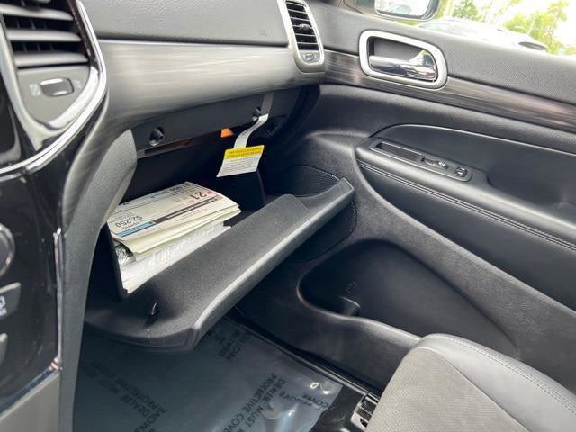 Certified 2021 Jeep Grand Cherokee Laredo X image 25