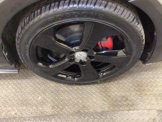 Used 2017 Volkswagen GTI S image 27