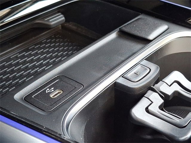 New 2025 Mercedes-Benz GLB 250 4MATIC image 18