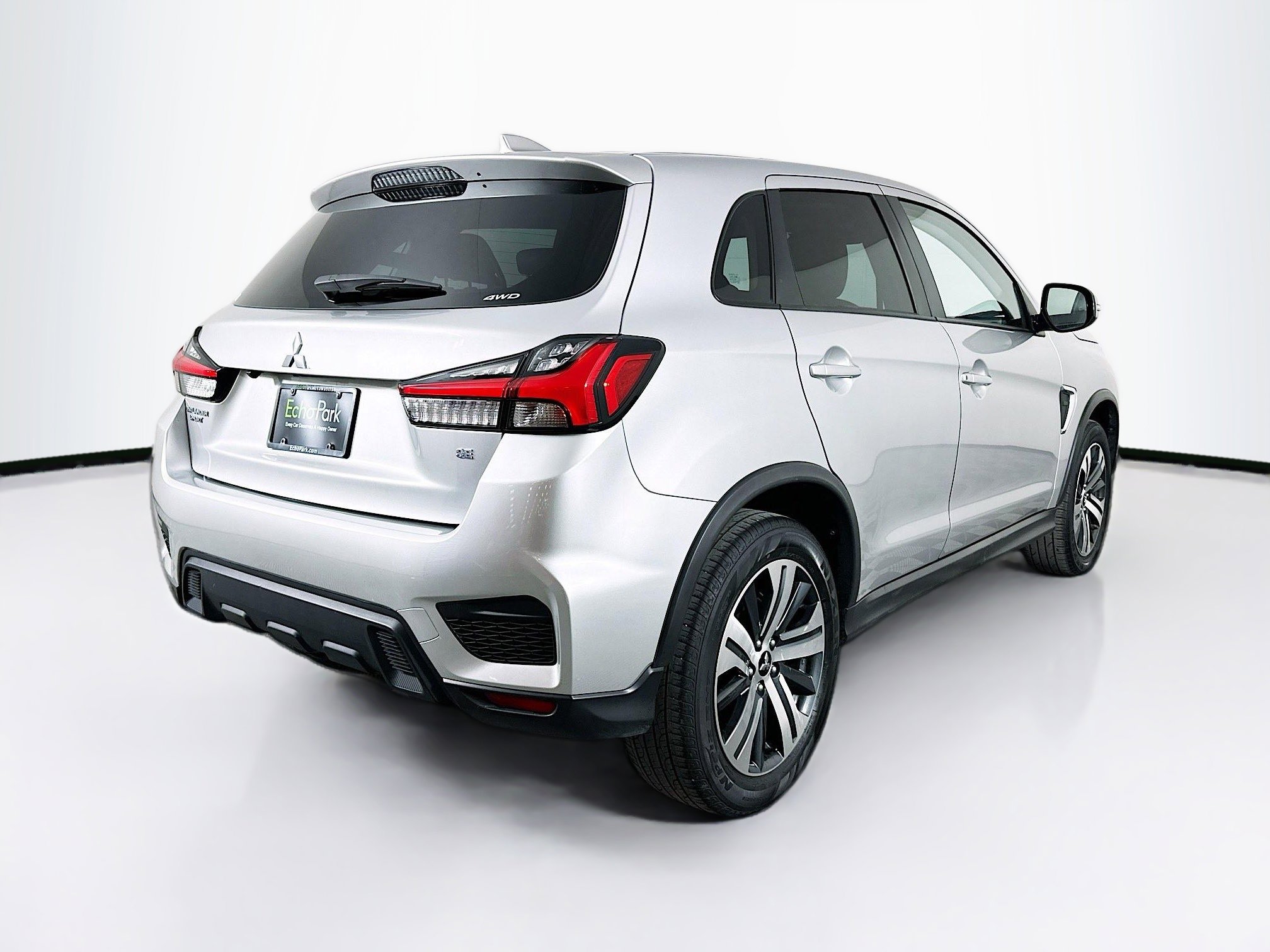 Used 2024 Mitsubishi Outlander Sport SE AWD/4WD image 9
