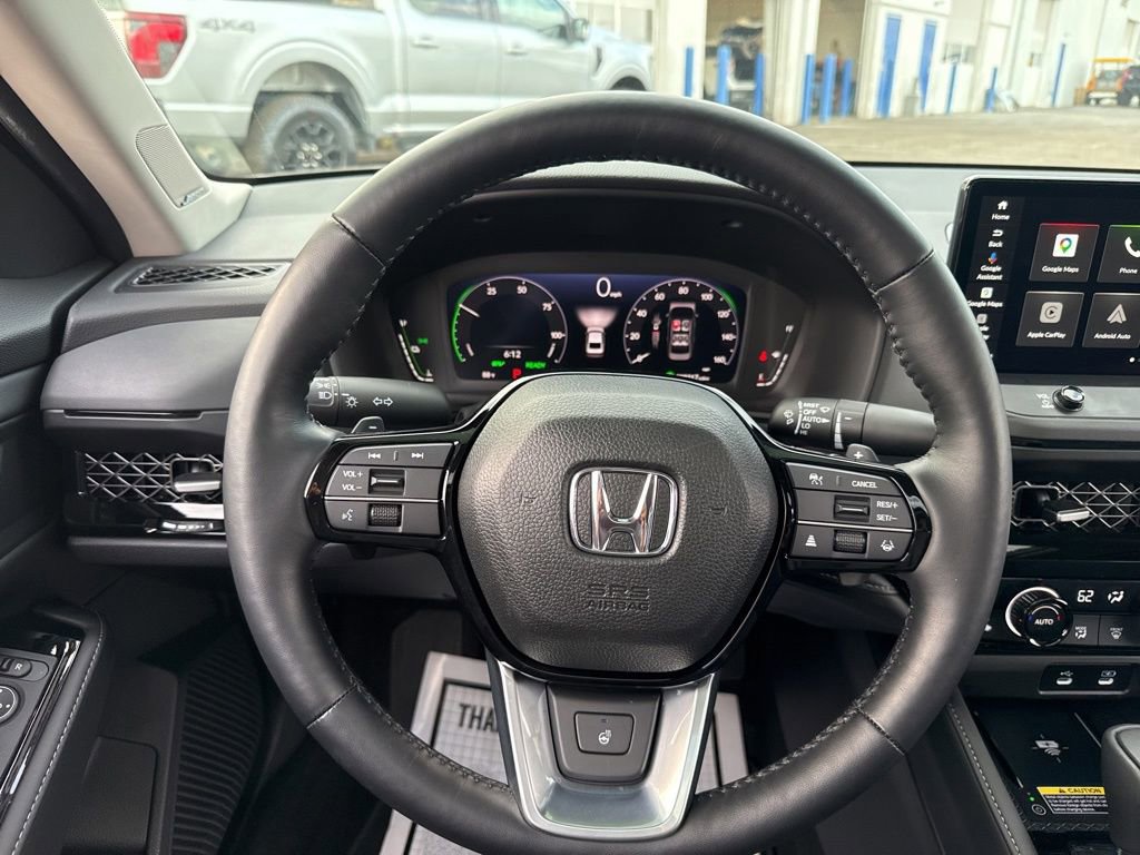 Used 2025 Honda Accord Touring image 10