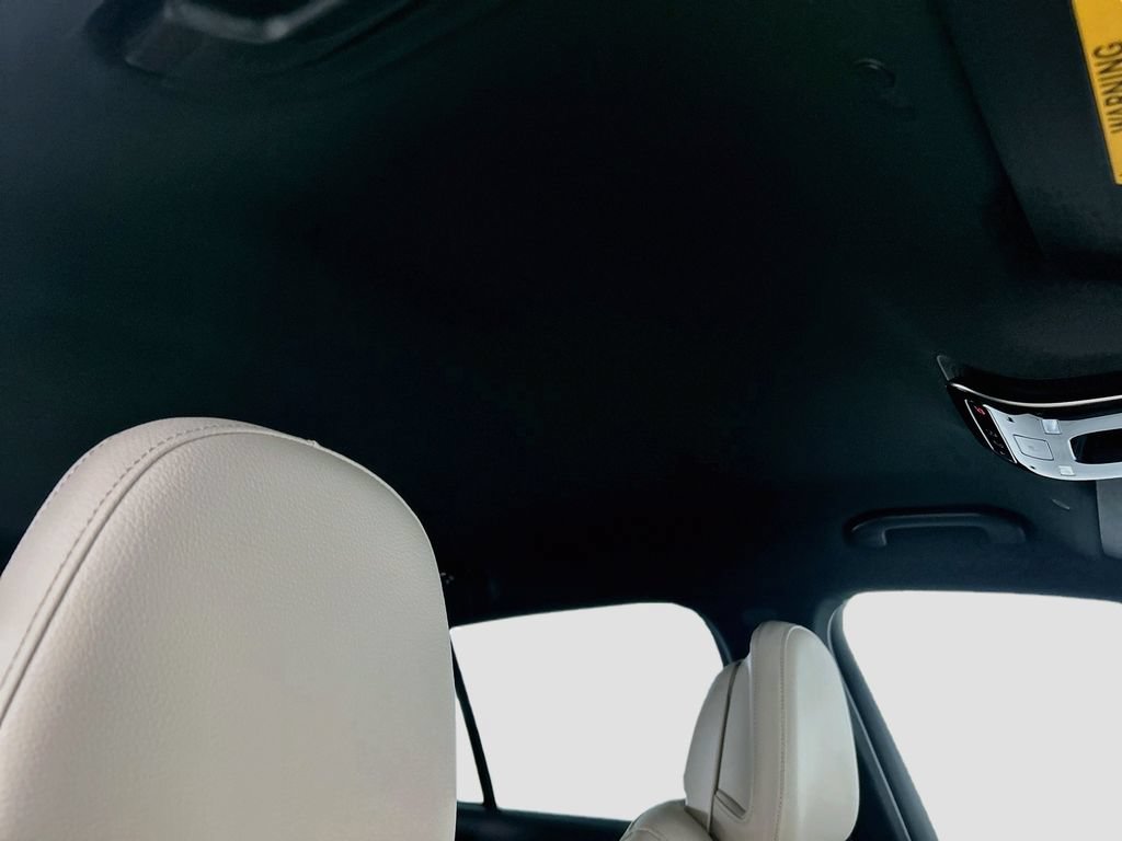 Certified 2025 Mercedes-Benz GLC 350e 4MATIC image 17