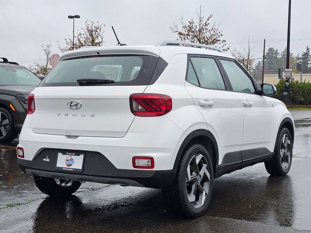 New 2026 Hyundai Venue SEL FWD image 7
