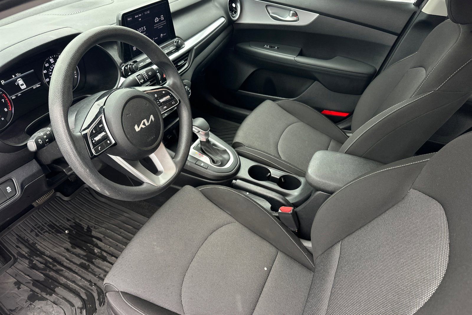 Used 2023 Kia Forte LXS image 10