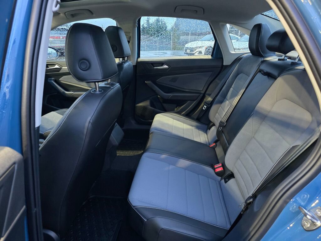 New 2026 Volkswagen Jetta SE image 32