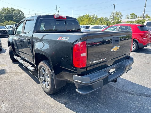 Used 2017 Chevrolet Colorado Z71 AWD/4WD image 2