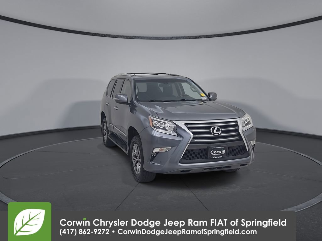 Used 2017 Lexus GX 460 Luxury w/ Preferred Accessory Package image 4