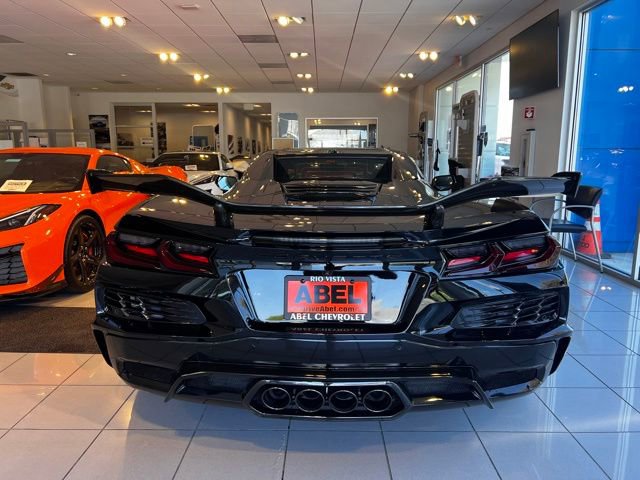 Used 2023 Chevrolet Corvette Z06 RWD image 5