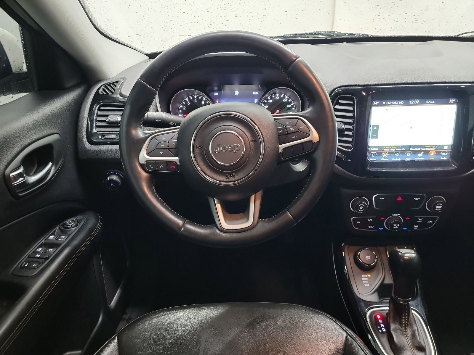 Used 2018 Jeep Compass Limited w/ Navigation Group image 23