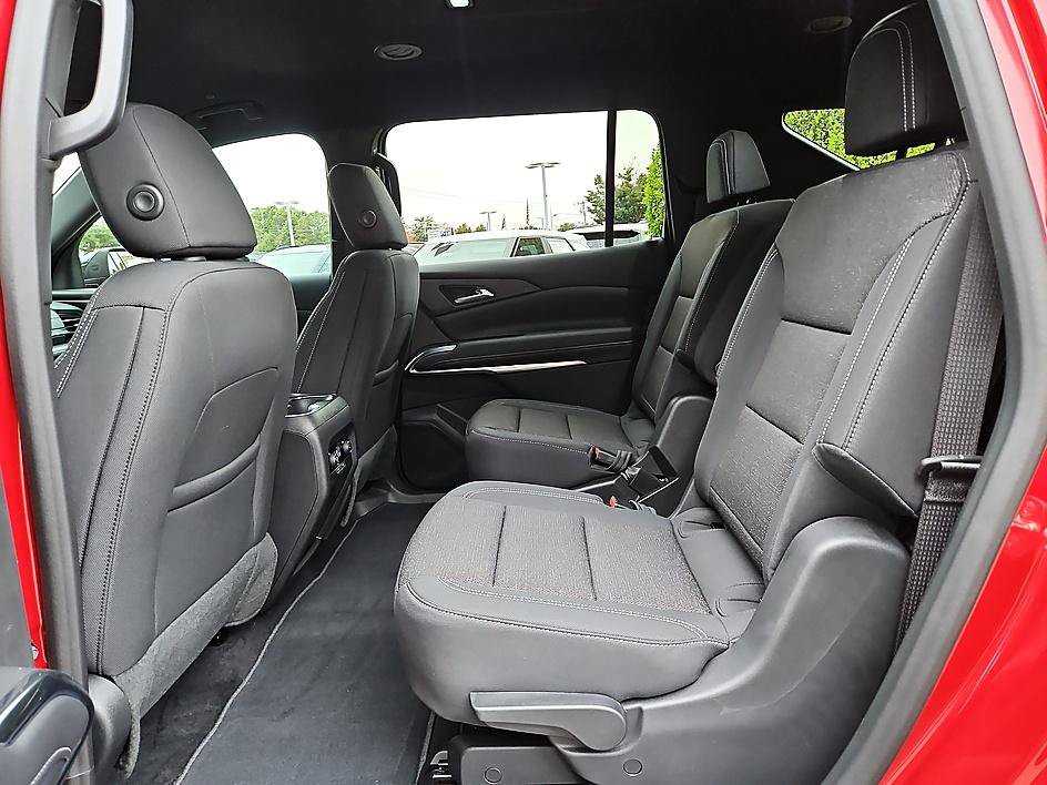New 2027 Chevrolet Traverse LT FWD image 10