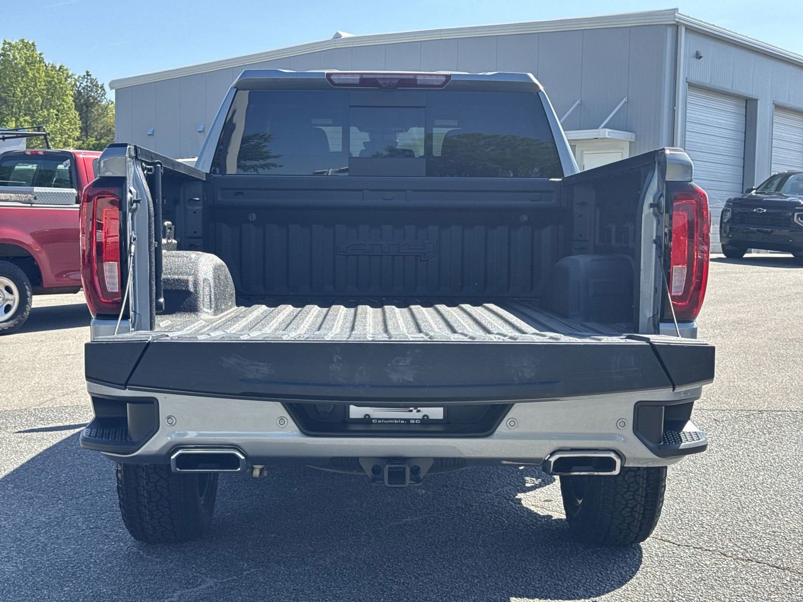 Used 2024 GMC Sierra 1500 AT4 w/ Technology Package image 31