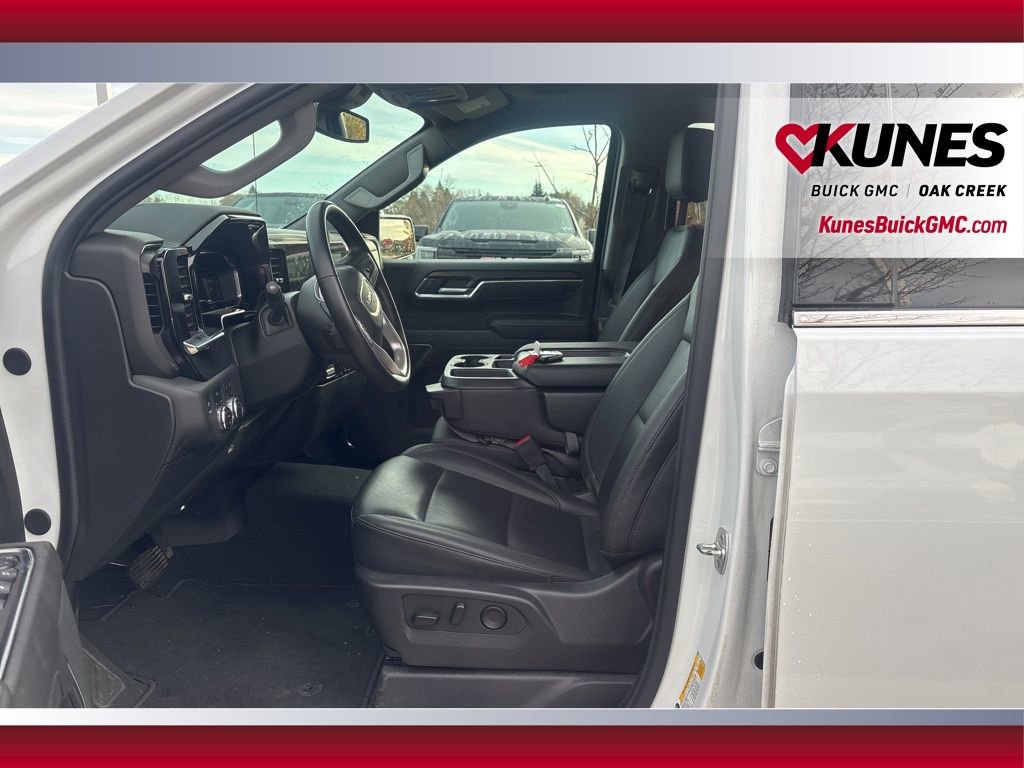 Used 2025 GMC Sierra 1500 SLT image 10