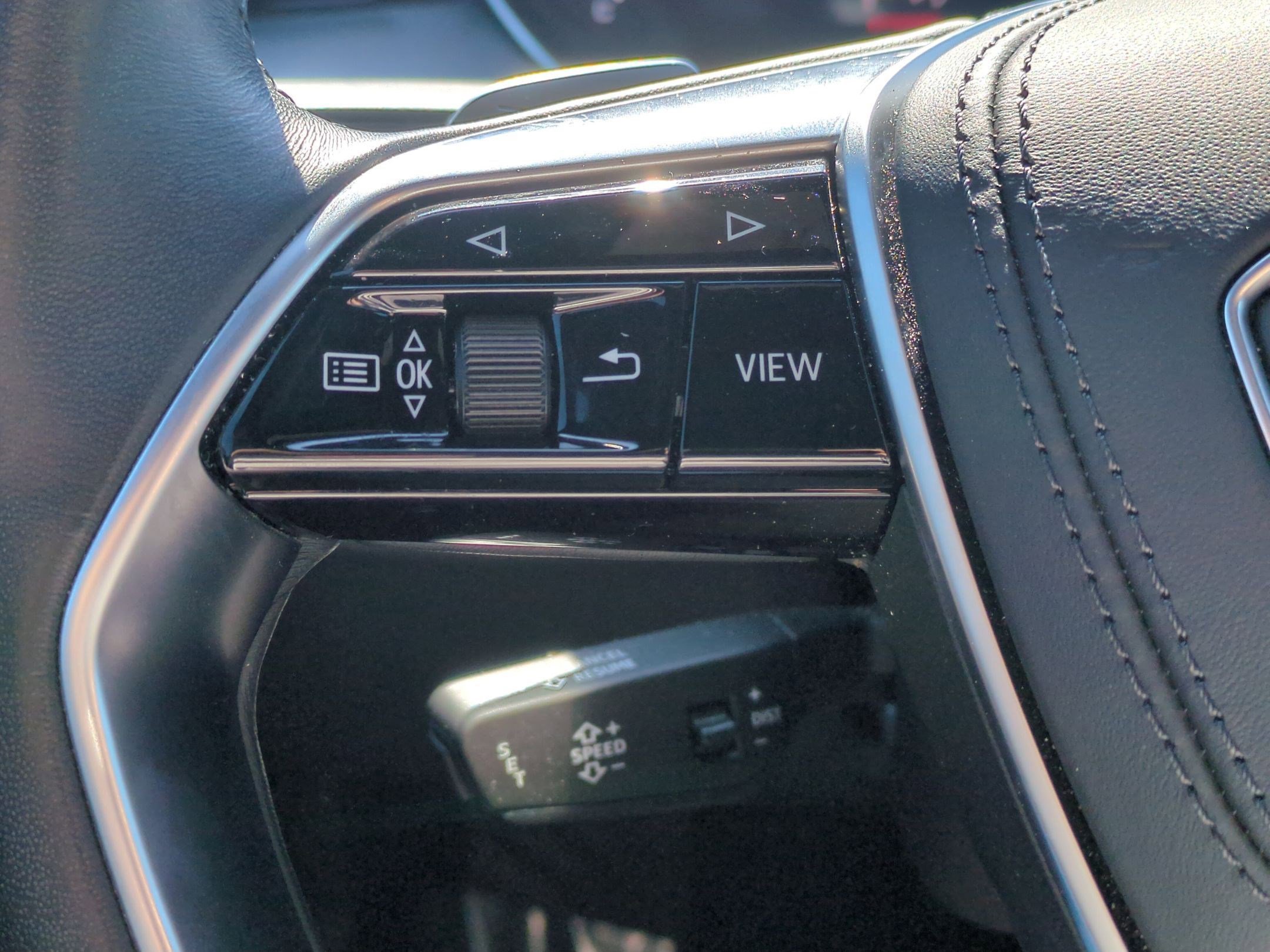 Used 2023 Audi A8 L 3.0T w/ Comfort Plus Package AWD/4WD image 17