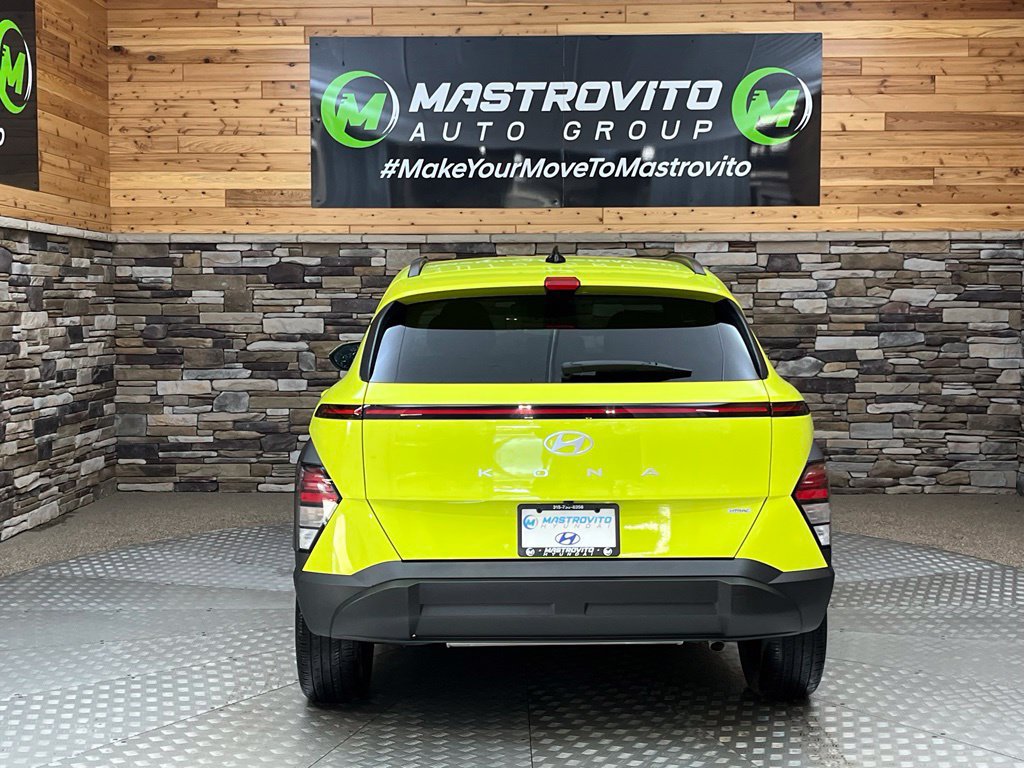 Used 2024 Hyundai Kona SEL AWD/4WD image 11