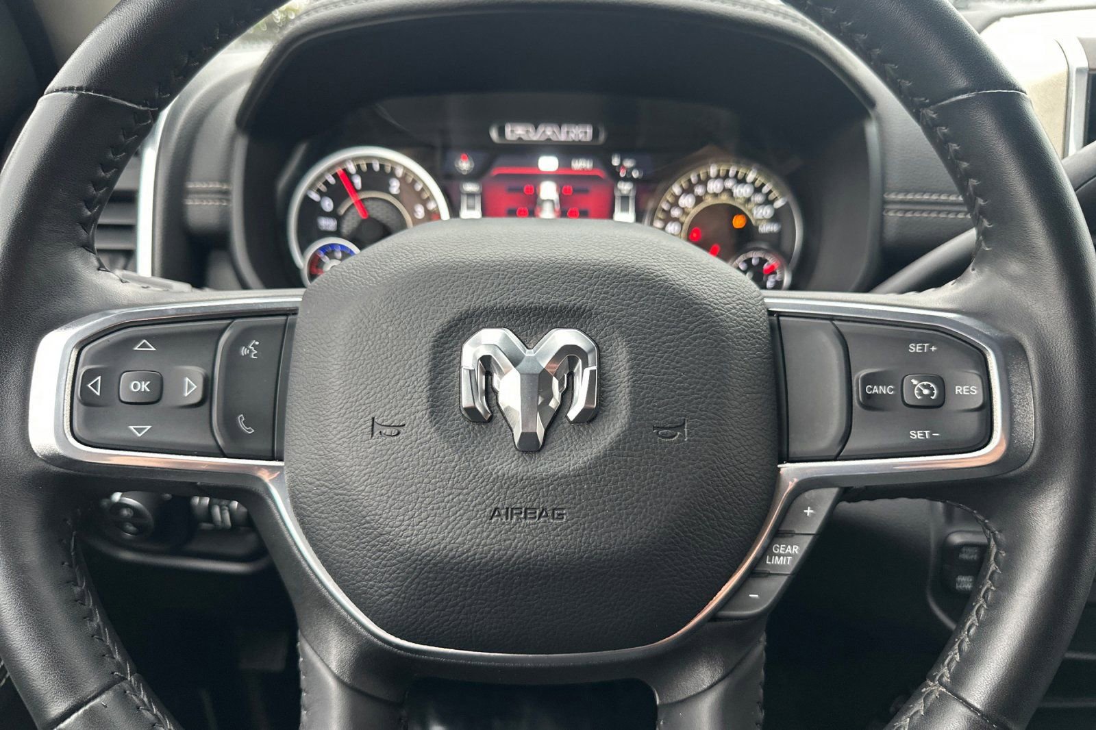 Used 2024 RAM 2500 Laramie image 24