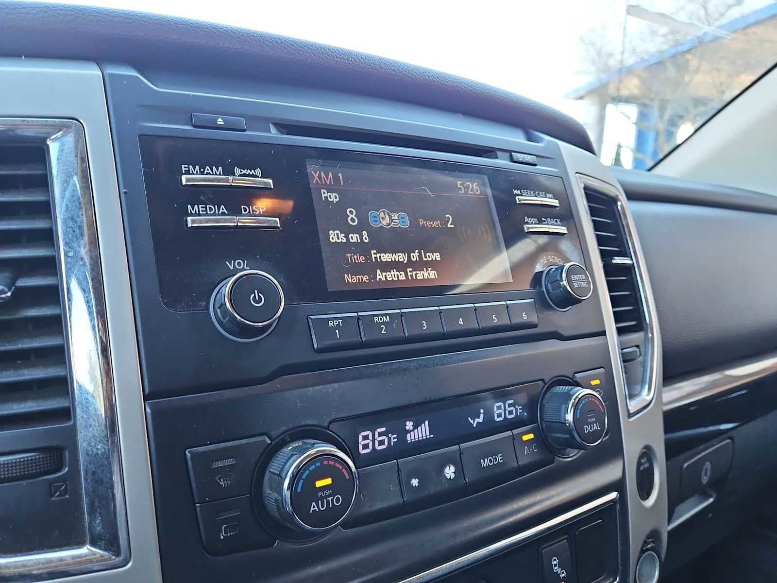 Used 2017 Nissan Titan SV image 27