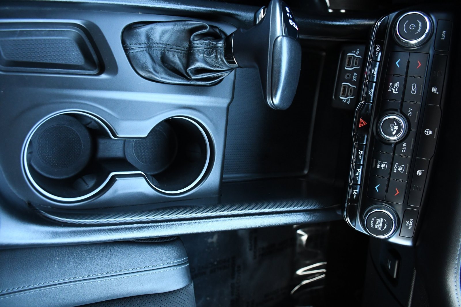 Used 2022 Dodge Durango GT image 14