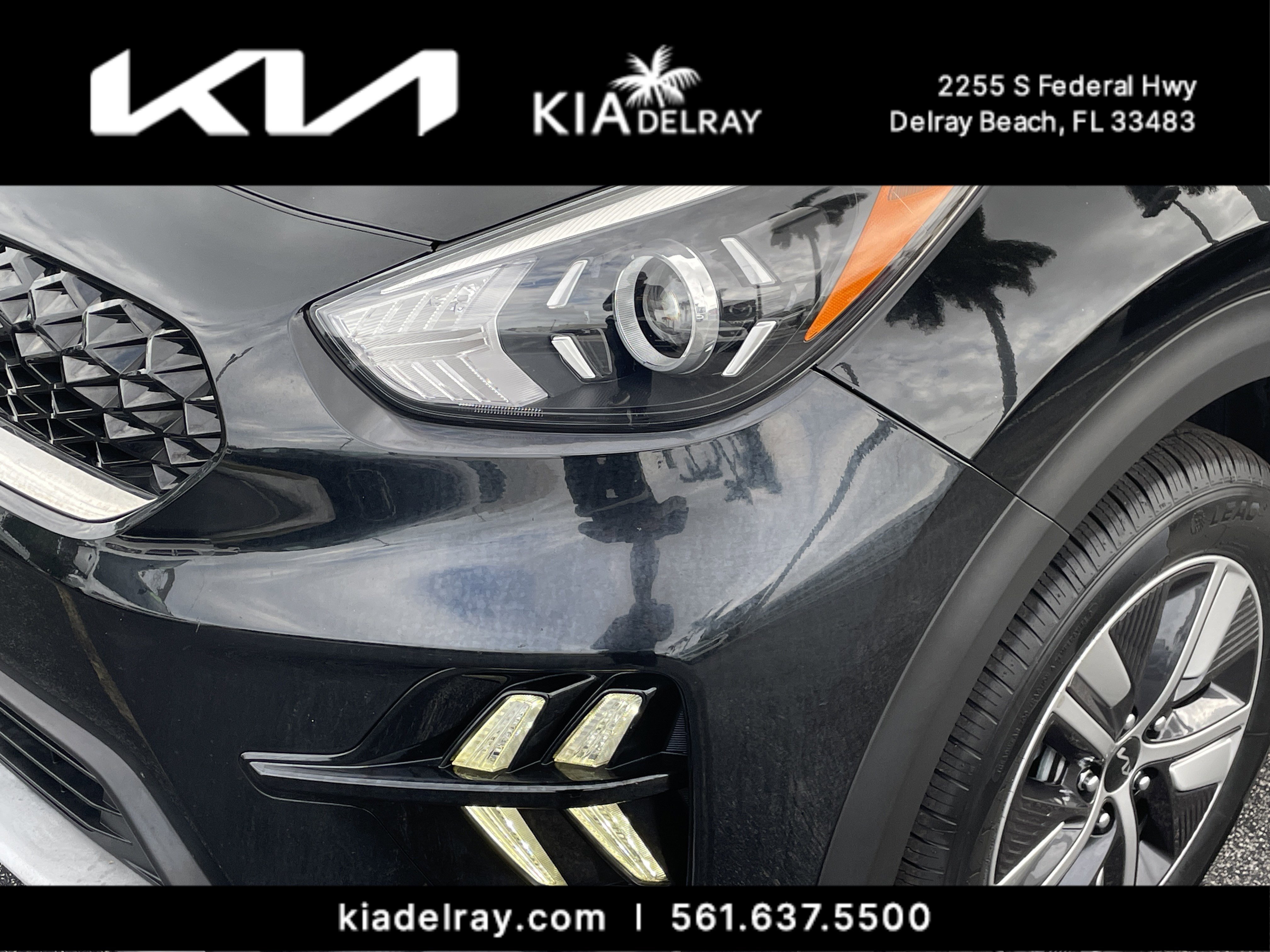 Certified 2022 Kia Niro EX image 6