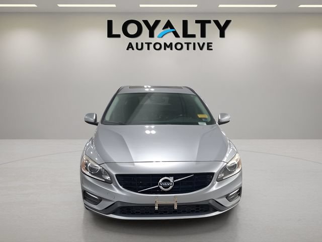 Used 2018 Volvo V60 T5 Dynamic w/ Vision Package FWD image 8