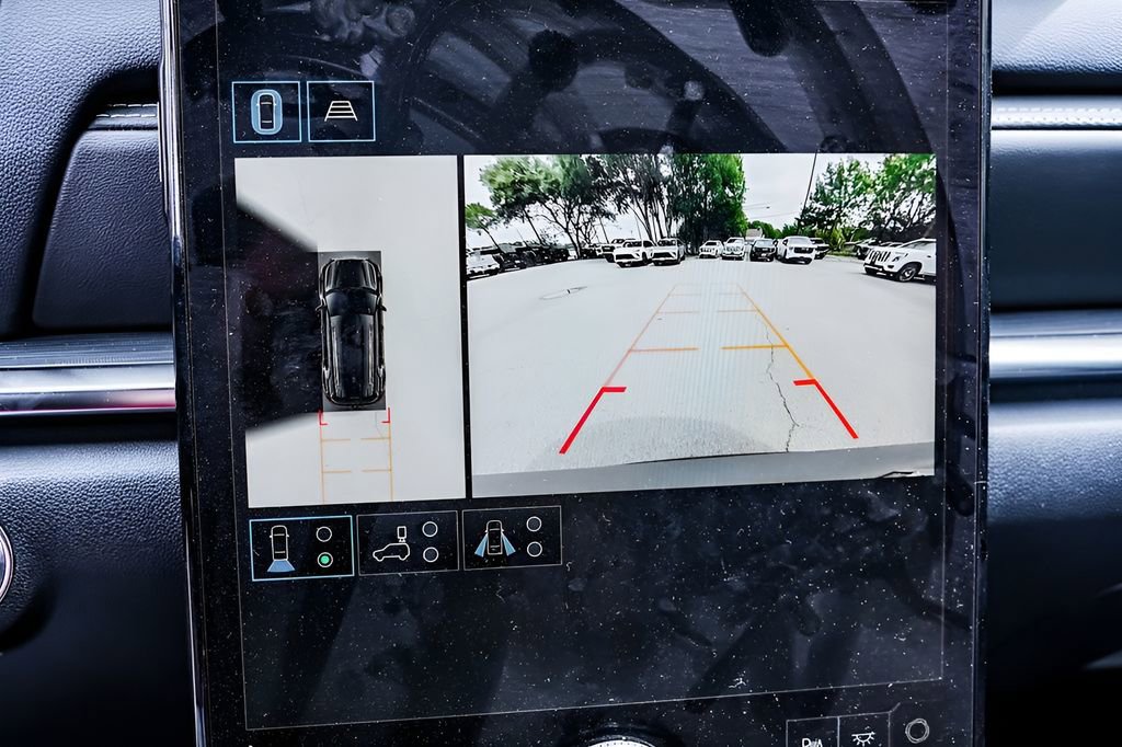 New 2026 GMC Terrain Elevation w/ Elevation Premium Package image 18