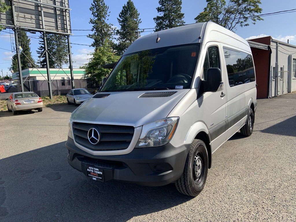 Used 2016 Mercedes-Benz Sprinter 2500 image 5