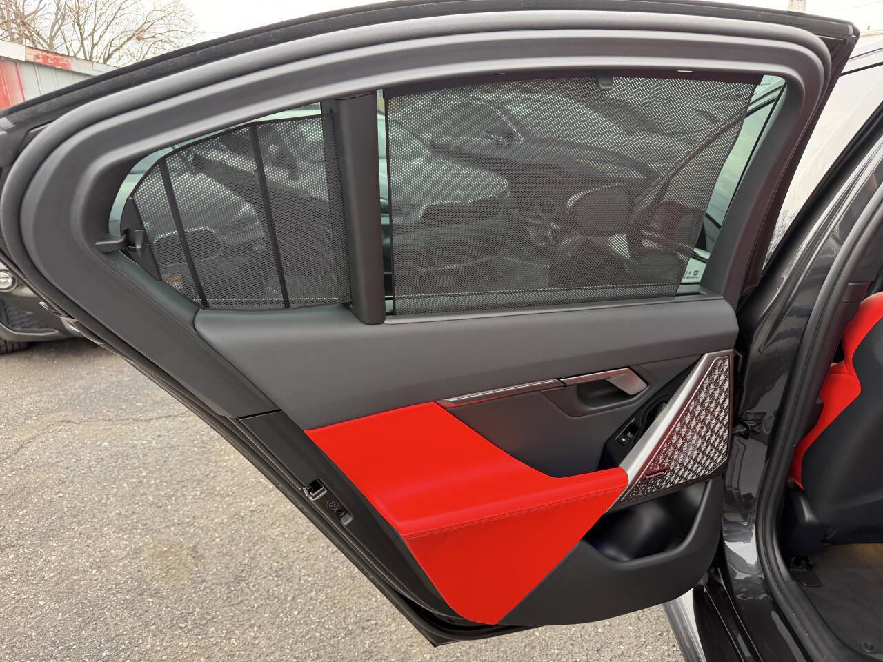 Used 2026 BMW M5 w/ Carbon Package image 13