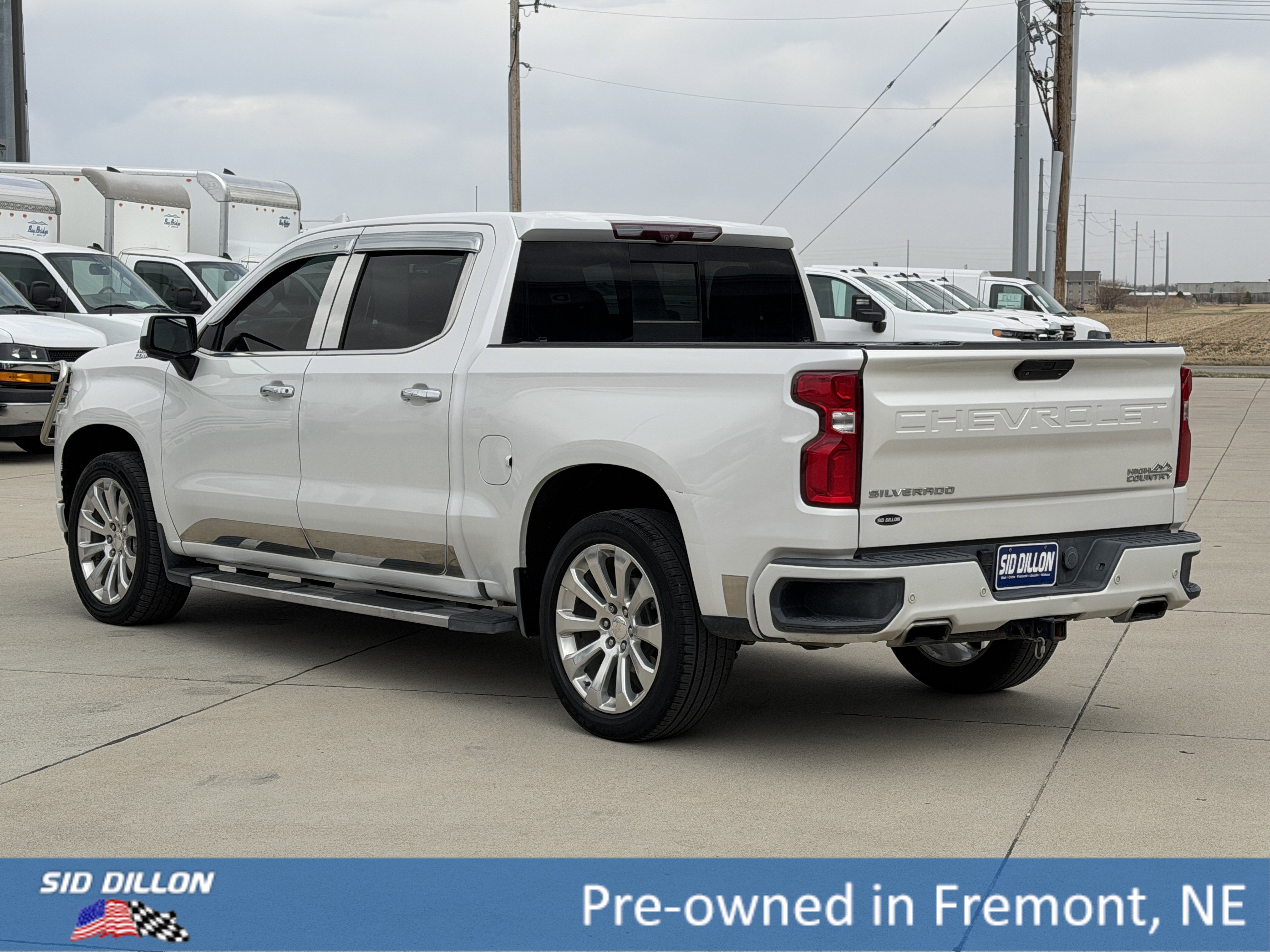 Certified 2021 Chevrolet Silverado 1500 High Country w/ Technology Package AWD/4WD image 6