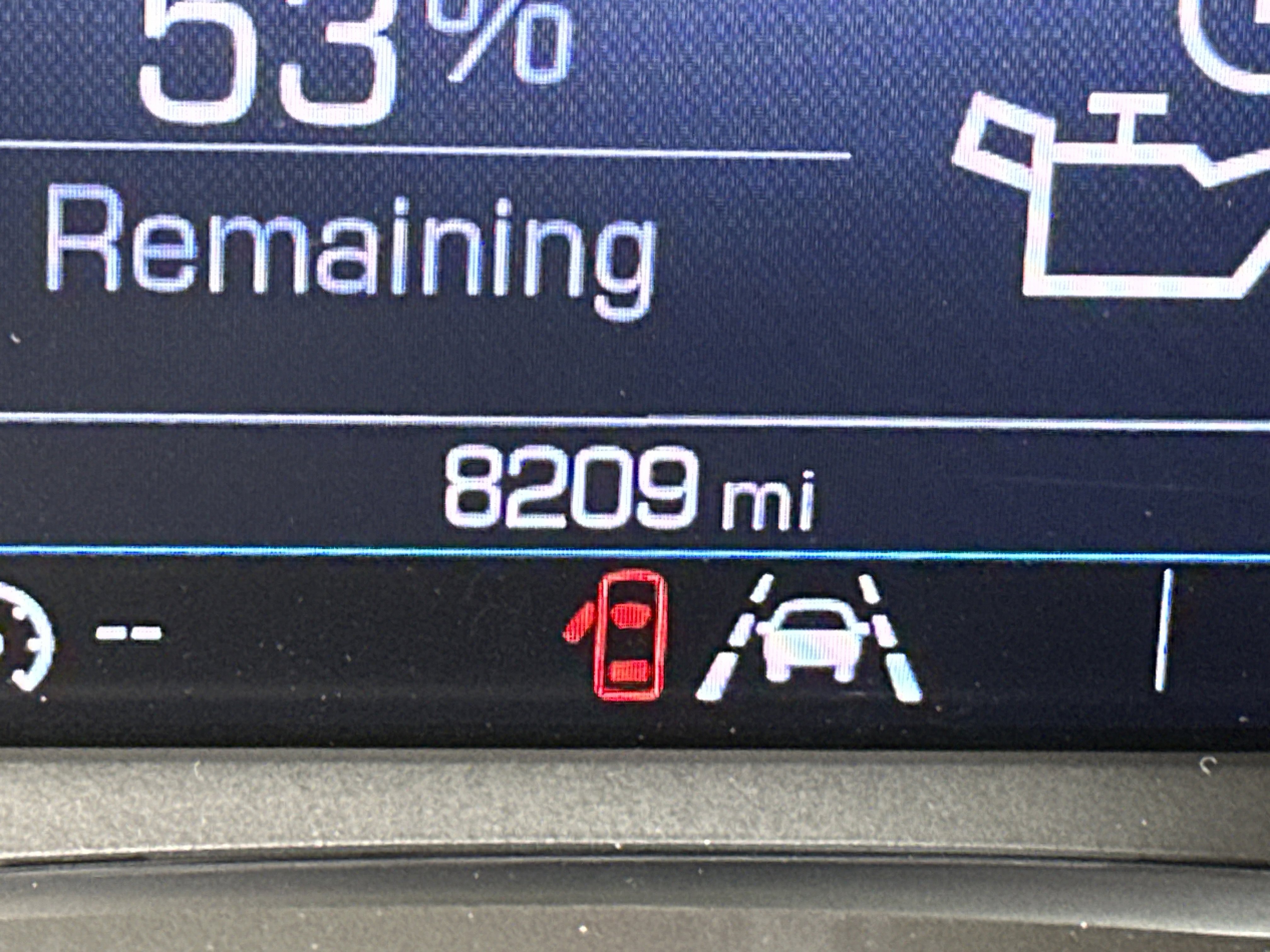 Used 2023 GMC Terrain SLE image 5