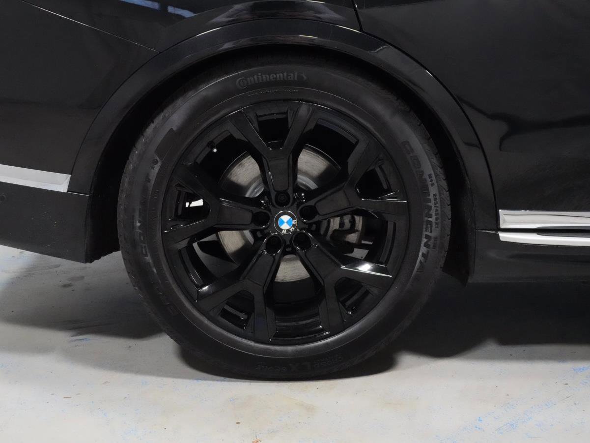 Certified 2023 BMW X7 xDrive40i w/ Parking Assistance Package image 29